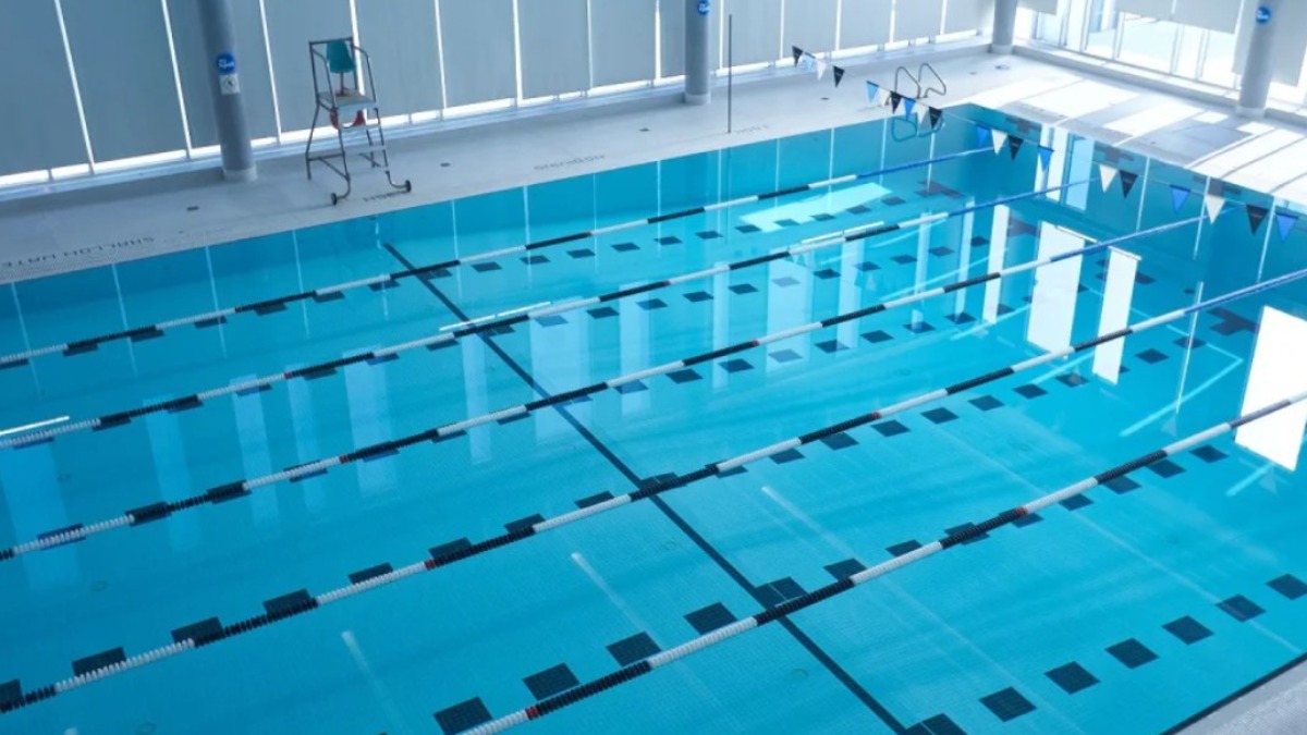 Exclusive Swim Lessons for the Frum Community at the Prosserman JCC